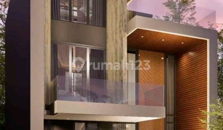 Dijual Rumah Luxury 3 Lantai di Citraland Utama Surabaya