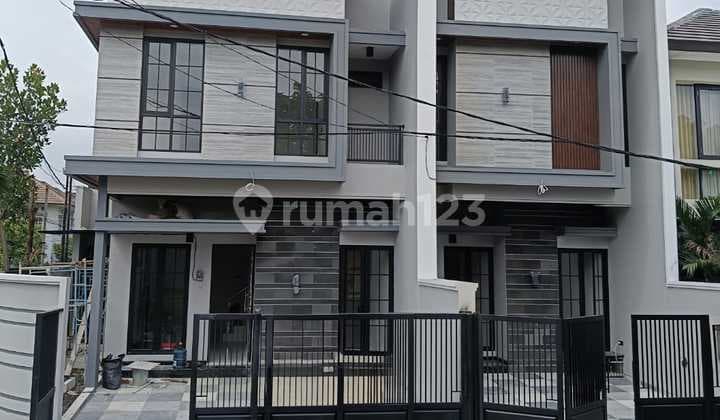 Main Road Rumah Gress Manyar Jaya Tipe A Surabaya Timur