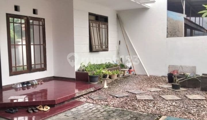 Dijual Rumah 1 Lantai bisa Nego Lokasi Strategis di Sidosermo Surabaya