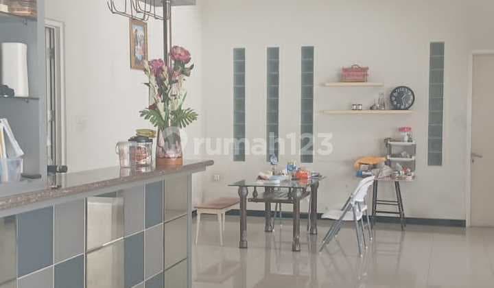 Harga Dibawah Pasaran dan bisa Nego Rumah 2 Lantai di Mojoarum