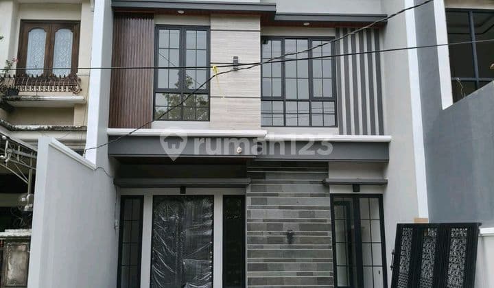 Araya 2 Minimalist Contemporary Row Double Way Housing, East Surabaya