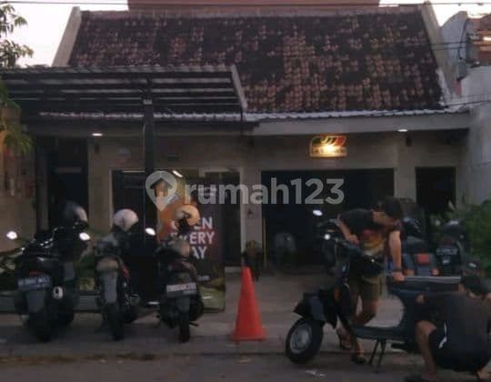 Rumah Strategis Dekat Pusat Kota di Jalan Ngagel Tengah Gubeng Surabaya