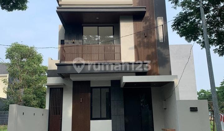 Rumah Baru Gress Di Jalan Utama Northwest Lake Citraland Utara Surabaya