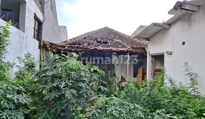 FOR SALE: Land Suitable for Business or Residential Use on Cinde Raya, Semarang.