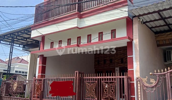 Disewakan Rumah dengan Full Ac dan Water Heater Jalan Medayu Utara Rungkut Surabaya