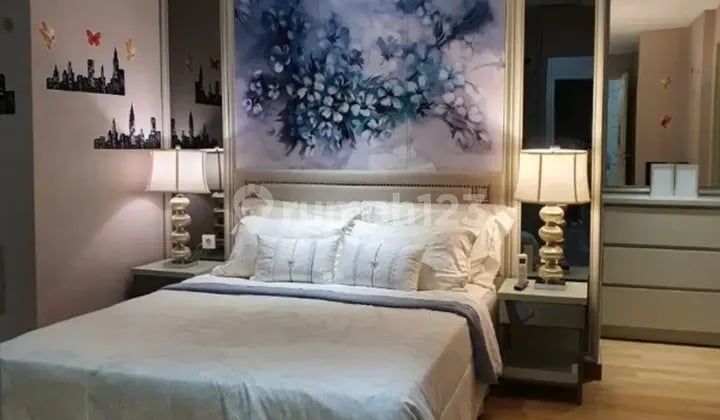 Disewakan bulanan Condo peak residence TP5