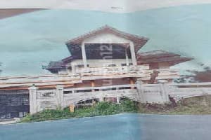 For Sale: Strategic 2-Story House in Tuban, Near the Town Square and Temple