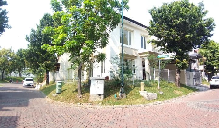 Rumah 2 Lantai Perumahan Ter-Elite Surabaya Barat di Graha Famili