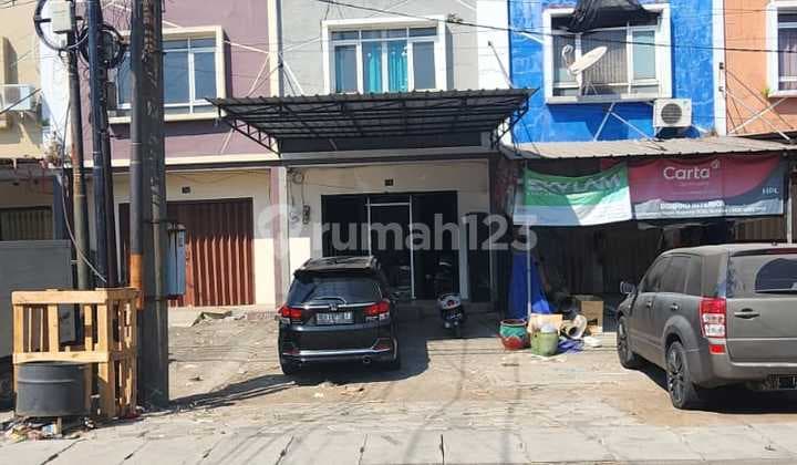 Dijual Ruko 2 Lantai Semifurnished Nol Jalan Raya di Gunung Anyar Regency Surabaya