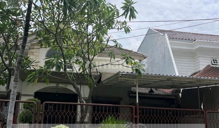 Dijual Rumah Semi Furnished Araya Tahap 1 Surabaya Timur Dekat Jalan Raya Merr