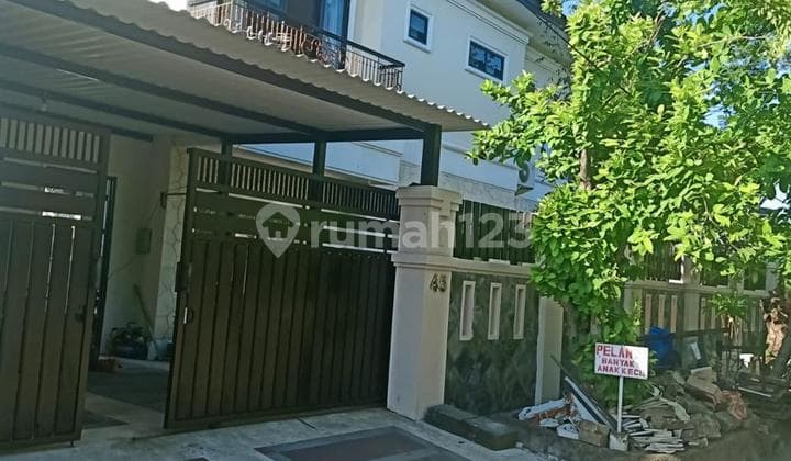 Termurah Rumah Mewah dengan Swiming Pool di Manyar Rejo Surabaya Dekat Raya Manyar