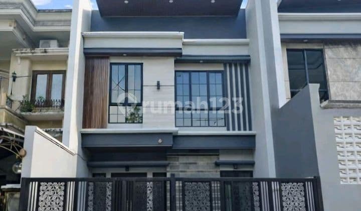 Rumah Baru 2 Lantai di Perumahan Araya Surabaya