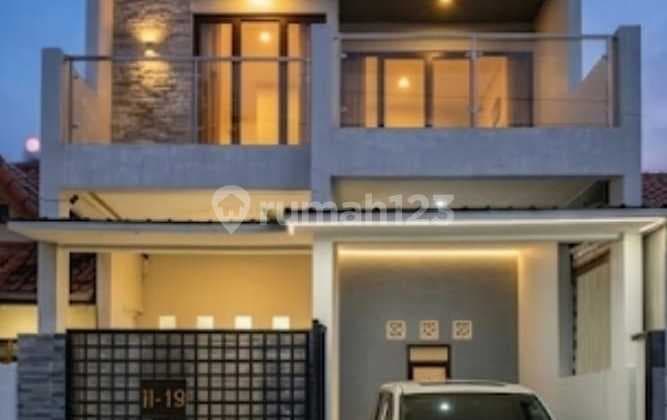 Dijual Rumah 2 Lantai di Babatan Pratama Wiyung Surabaya Barat