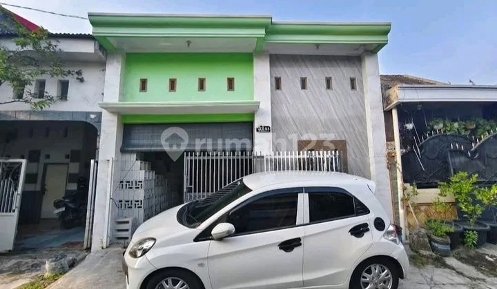 For Sale 2-Story House in Strategic Location at Mutiara Driyorejo, Gresik For Sale 2-Story House in Strategic Location at Mutiara Driyorejo, Gresik