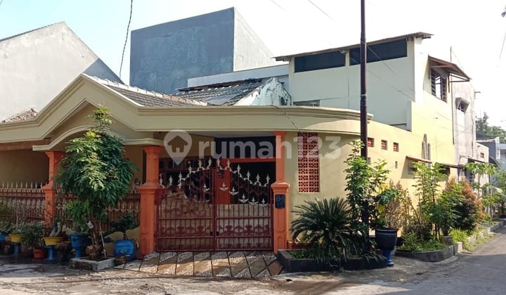 Termurah dan bisa Nego Rumah 1,5 Lantai di Babatan Indah Surabaya Barat