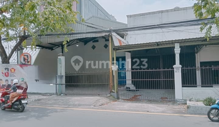 Disewakan Gudang 2 Jejer di Gatot Subroto Sidoarjo