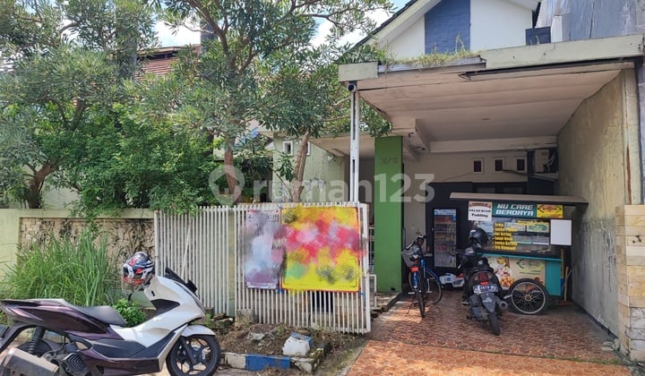 Sangat Murah Rumah Lantai Full Granit di Park Royal Regency Sidoarjo