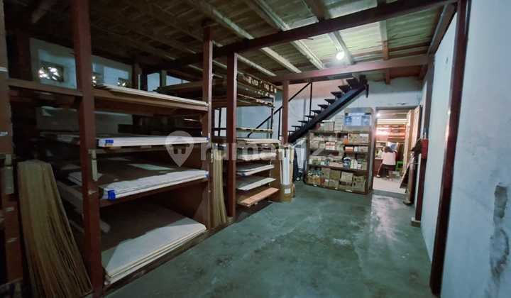 Dijual Ruko Siap Pakai Cocok untuk Usaha Lokasi Tengah Kota di Pekojan Semarang