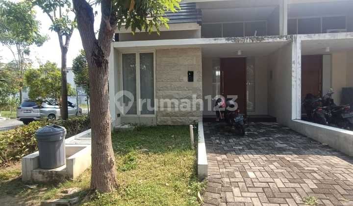Disewakan Termurah Rumah di Northwest Citraland Surabaya Barat