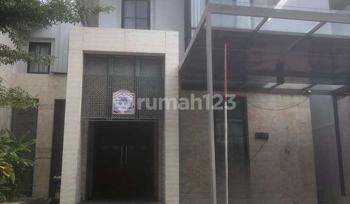 Rumah Exclusive Mewah Dan Dekat Binus Tepi Pantai