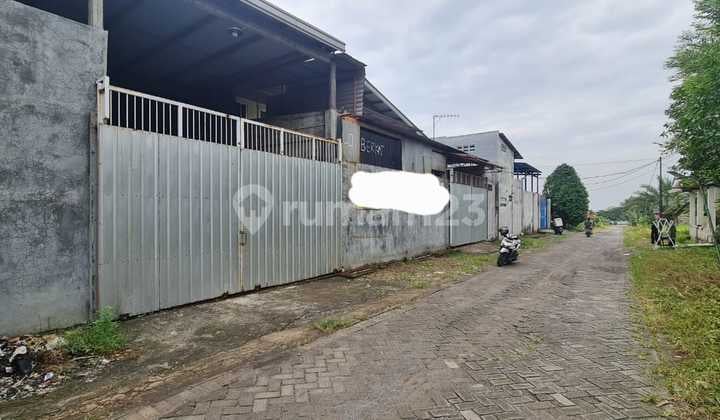 Warehouse for Sale Ready to Use in Driyorejo Gresik Warehouse at Jl. Desa Mulung No. 13, Mulung, Driyorejo, Gresik, East Java, Indonesia, 61177, Driyorejo 1550.0 m²