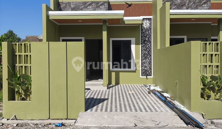 Dijual Rumah On Progress Di Masangan Kulon Sudono Sidoarjo Rumah SHM Bagus di Gapura Masangan Kulon RT.05 RW.02, Jl. Masangan Kulon RT.5/RW.2, Masangan Kulon, Sukodono, Sidoarjo, Jawa Timur, Indonesia, 61258, Sukodono