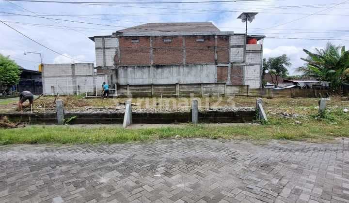 Dijual Tanah Siap Bangun Di Banjaran Mojotanjung Driyorejo Gresik Tanah di Bengkel Kirangan Mojotanjung, Dusun Mojotanjung, Tanjungan, Driyorejo, Gresik, Jawa Timur, Indonesia, 61177, Driyorejo SHM