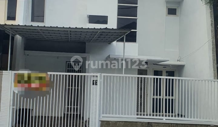 Disewakan Rumah 2 Lantai Di Perumahan Pondok Candra Waru Sidoarjo Rumah Bagus di Indomaret Pondok Candra, Jl. Raya Taman Asri, Tambaksumur, Waru, Sidoarjo, Jawa Timur, Indonesia, 61256, Waru