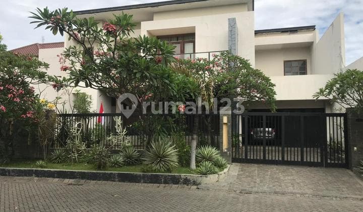 Dijual Rumah Mewah Di Perumahan Pakuwon City Mulyorejo Surabaya Timur Rumah SHM di Jl. Kejawan Putih Tambak II No.26, Kejawen Putih Tambak, Mulyorejo, Kota Surabaya, Jawa Timur, Indonesia, 60112, Mulyorejo