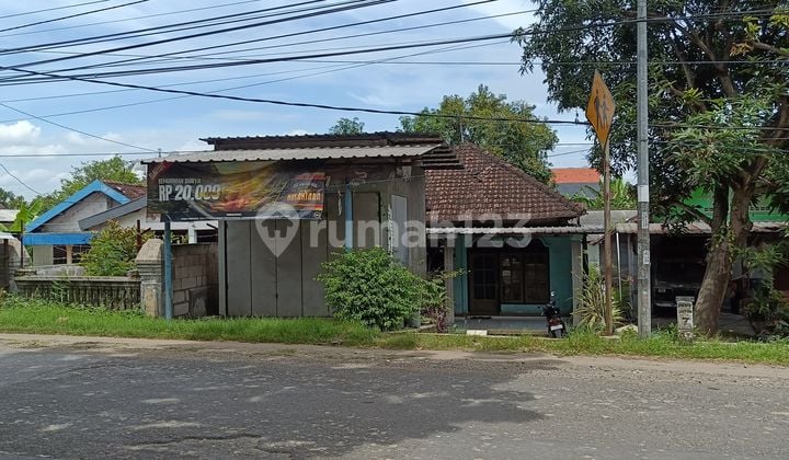 Dijual Rumah Raya Wringanom Gresik Rumah SHM di Indomaret, Jl. Raya Wringinanom, Lebaniwaras, Wringinanom, Gresik, Jawa Timur, Indonesia, 61176, Wringinanom
