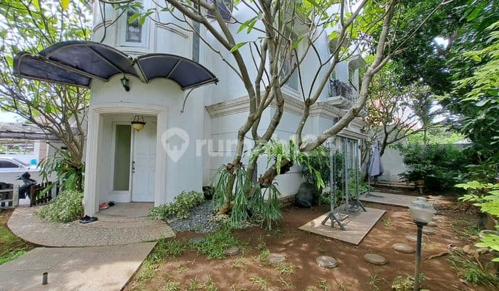 Rumah Mewah Semi Furnished Wisata Bukit Mas