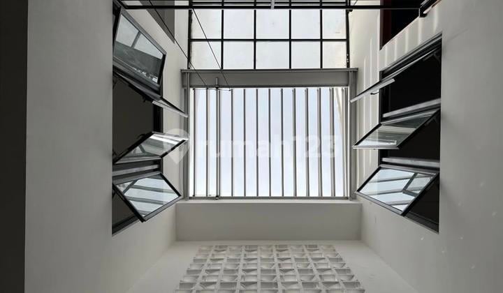 Dijual Rumah Cantik Estetik Dgn Design Kekinian. Belum Pernah Ditempati Lokasi Setu Cipayung