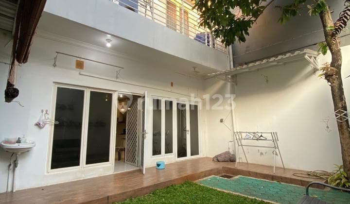 Luxury Cluster House for Rent Very Close to Living World Mall