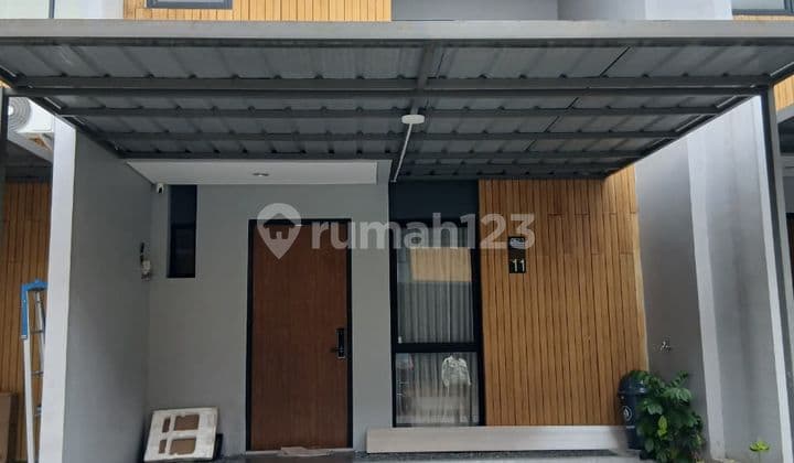 Rumah dijual Grandwisata Full Furnished tinggal bawa Koper, cluster O8