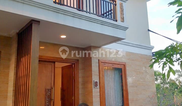 Sewa Rumah Tinggal Mewah Exclusive Lokasi Strategis di Lebak Bulus, Jakarta Selatan