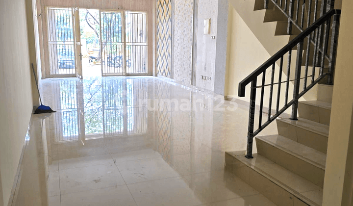 Ruko Cbd Green Lake City, Bagus Siap Pakai