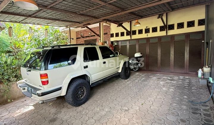 Dijual Rumah 2 Lantai - Area Pakubuwono