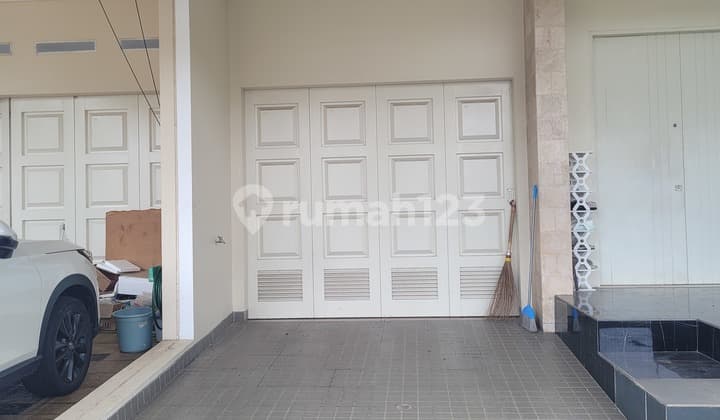 For Sale The Spring Cheap House 2.5 Floors Renovated