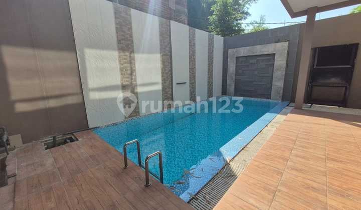 Hunian Islami 2 Lantai dengan Private Pool, SHM on Hand, bisa KPR