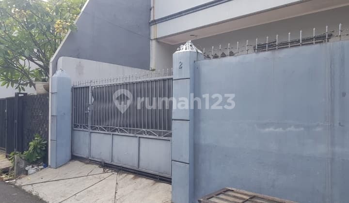Dijual Rumah 2 Lantai 9X15 Villa Tomang, Jakarta Barat.