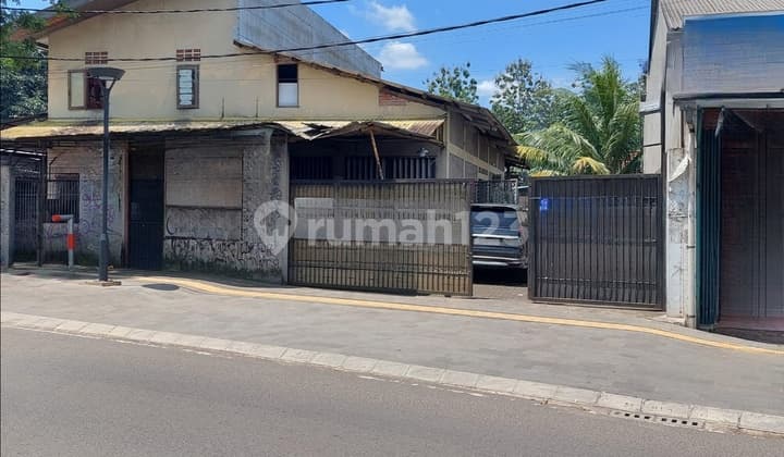 FOR SALE Land at Ngantong, Main Roadside — BSD, Strategic Location, Freehold Title (SHM), Negotiable, Flood-Free
