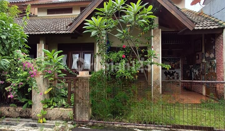 Dijual Cepat Rumah Luas Butuh Uang di Bintaro Ciputat Tangsel
