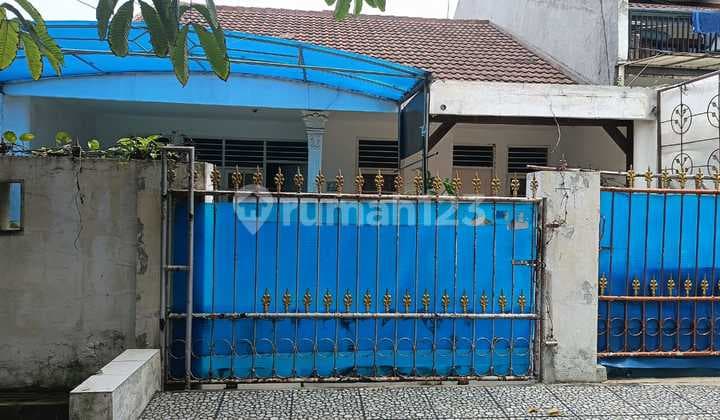Rumah Murah Jual Bu di Bumi Bekasi Baru Luas 180M2