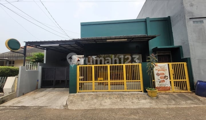 House Plus Kiosk Location Jakasampurna Bekasi Flood-Free Area