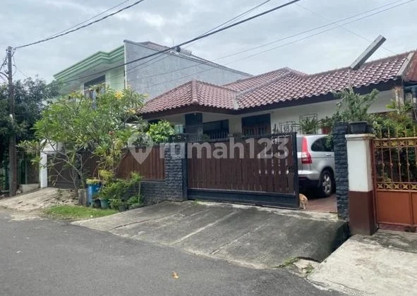 Rumah Luas Kav DKI Duren Sawit, Jakarta Timur Lokasi Bebas Banjir Rumah Luas Kav DKI Duren Sawit, Jakarta Timur Lokasi Bebas Banjir