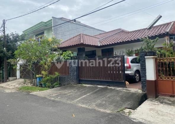 Rumah Luas Kav DKI Duren Sawit, Jakarta Timur Lokasi Bebas Banjir
