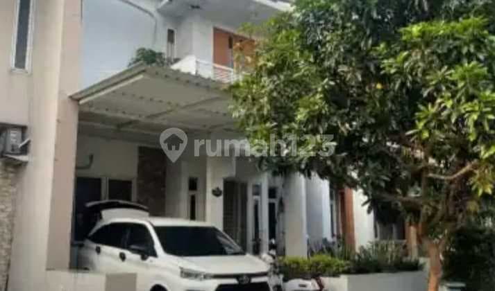 Rumah Bagus 2 Lantai di Taman Cikas Pekayon