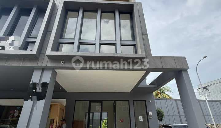 Ruko Baru Kondisi Bagus 3 Lantai Siap Huni di Elrey Biz Town BSD City, Tangerang