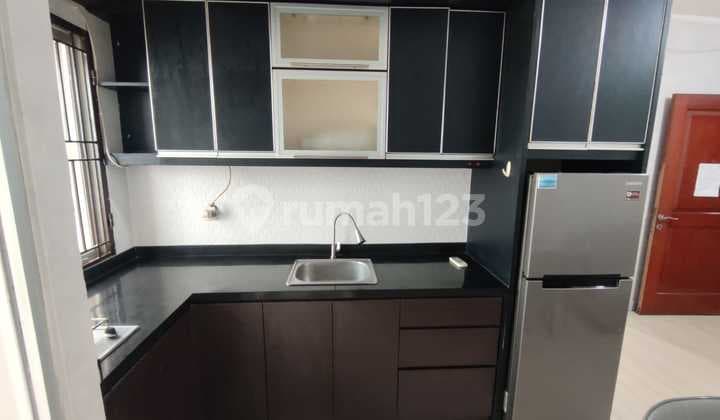 Dijual Apartemen Mediterania Boulevard Residences Kemayoran 2 Br Luas 45m2 View City