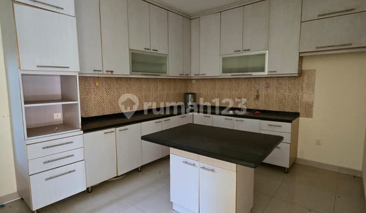 Dijual Rumah Bagus Dibukit Golf Mediterania Cluster Layar Permai